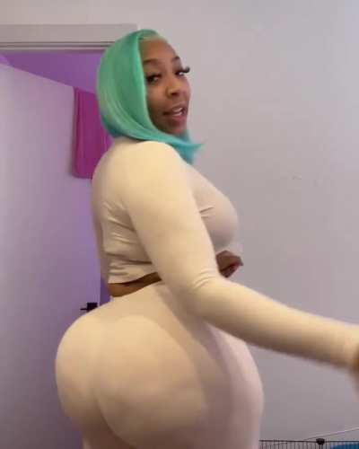 50 inch ass 😈