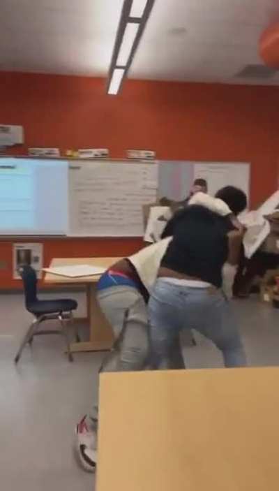 Lesson learn pull up pants and wear ones that fit and don&rsquo;t rip.