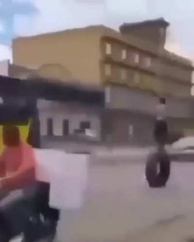 🛞