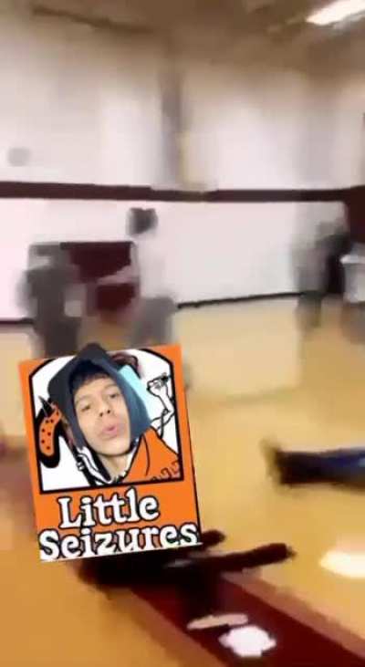 two crews fighting