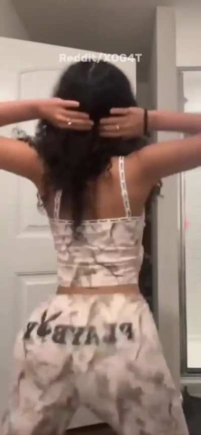 Aya Tanjali comp