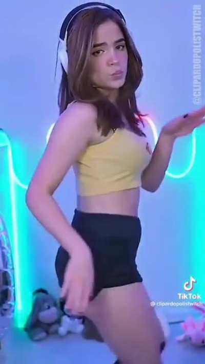 Carajo esos gemidos creo lo hace con doble intenci&oacute;n 🔥😏