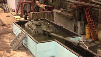 Self-propelled howitzer "Msta-S" takes a bath.