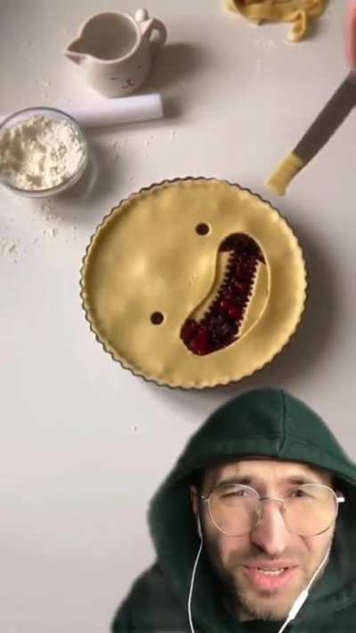 What a cute pie! Wait&hellip;