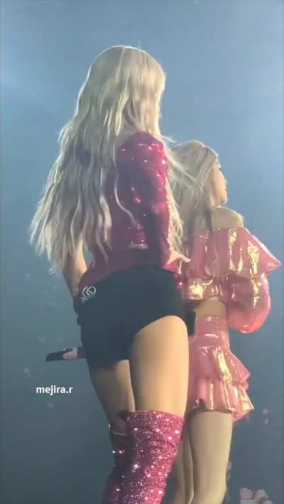 Lisa's ass...