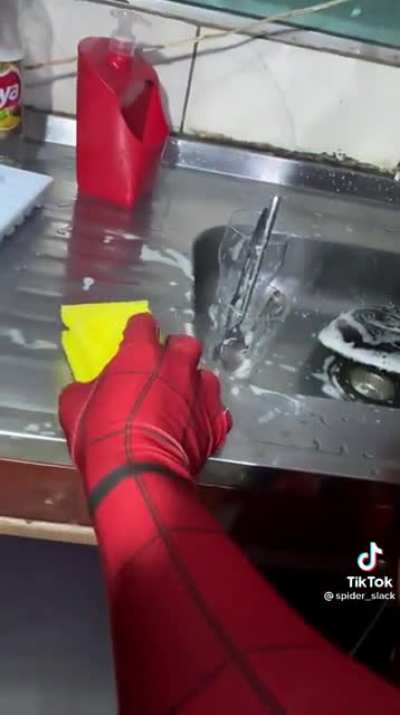 This must be the universe where he doesn&rsquo;t have spidey senses