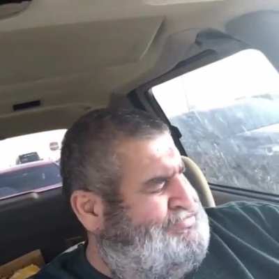 R3 driver on his way to commit war crimes at 4.0