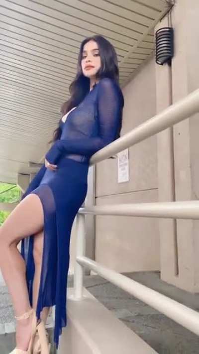 Anne Curtis