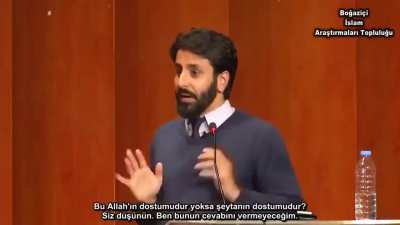 &ldquo;Hamza Tzortzis&rsquo; in, hakkinda 5816&rsquo;dan sorusturma a&ccedil;ilmasina neden olan, T&uuml;rkiye Cumhuriyeti&rsquo;nin ilk villarinda vapilan islam aleyhtari uygulamalari anlattigi konugmasl. (Bogazici &Uuml;niversitesi, 2019)&rdquo;