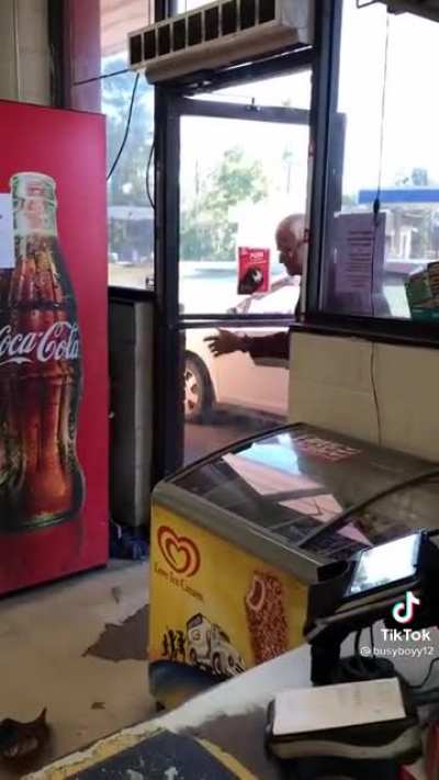 TikTok can have gold sometimes, and this old man is it. XD