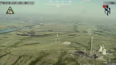 Russian "Tor-M2" SAM fires at ukrainian reconnaissance drone, misses, and later gets hit by GMLRS 