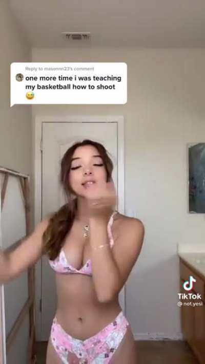 She pays the bills😵&zwj;💫