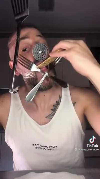 The silverware troll