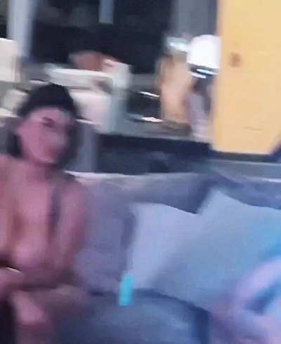 If a white girl isn&rsquo;t getting blacked, they&rsquo;re wishing they were.
