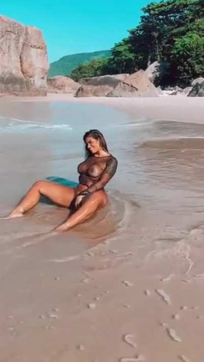 Stephanie Silveira