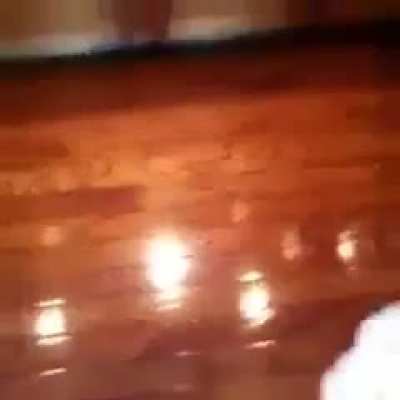 Outra op&ccedil;&atilde;o boa pra matar essa aranha seria queimar a casa