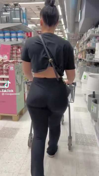 🧟&zwj;♂️🍑