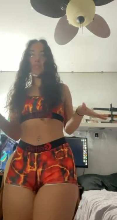 Would y&rsquo;all fuck my friends cousin?