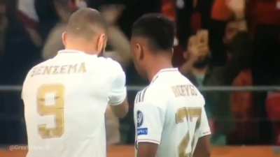 The plaster on his right hand is his Captain's armband. Karim being a leader.