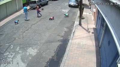 Potato shaped POS attacks lady instead of having a leash on his dogs