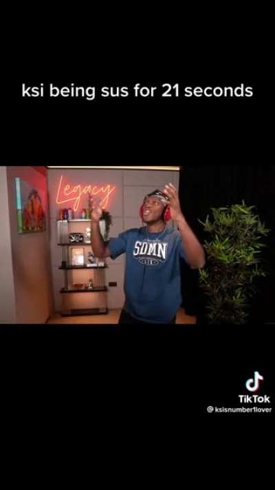 JJ practicing what his going to do to Simon