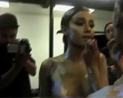 We can see all the detail of her boob size in this video. I would love to suck them 😻