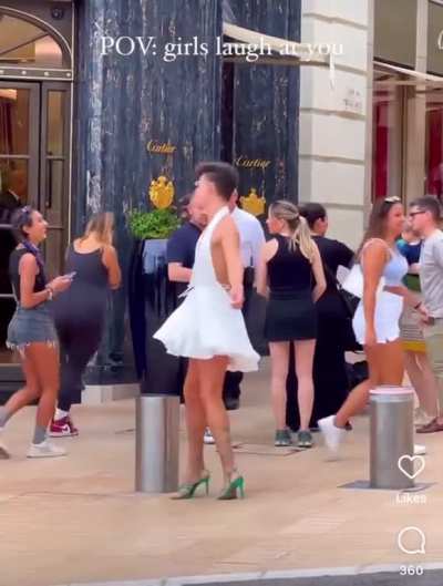 To me it just looks like they&rsquo;re trying to get out of the frame