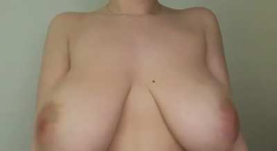 I need someone to suck on them