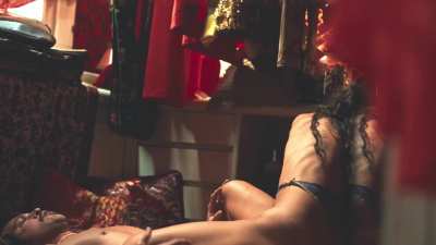 Tain&aacute; Medina sexy nude body in brazilian series Fim (2023)