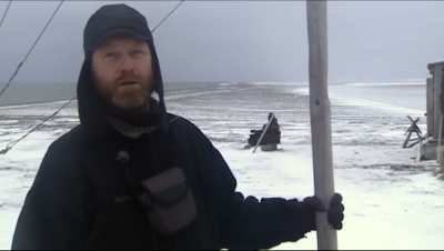 Man vs Polar Bear