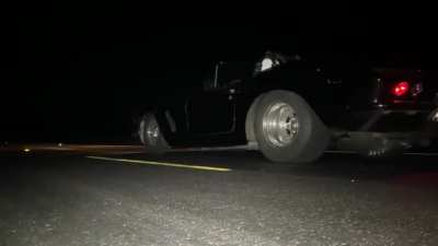 Another shot of my uncle's vette. She hooks up like you wouldn't believe.