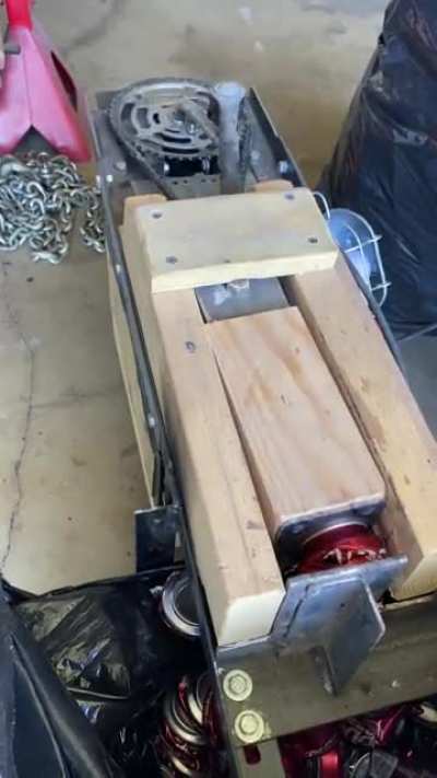 Grandpa&rsquo;s Can Crushing Machine