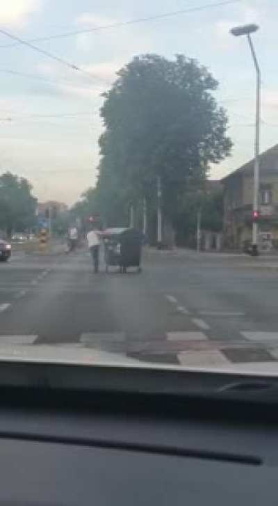 Kad misli&scaron; da si sve vidio, a ono&hellip;