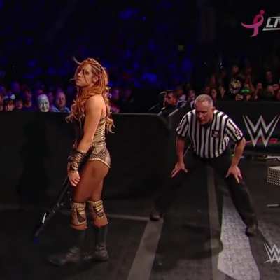 Becky Lynch: WWE Evolution [MIC]