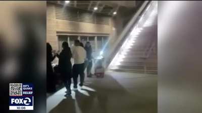 Dumbfuck with a baseball bat attacks street vendor