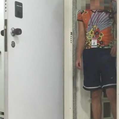 Flashing the pizza delivery guy
