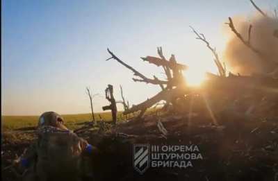 The 3rd assault brigade (ex-Azov) shared unexpected footage. The machine gun of the Russian soldier towards their trench