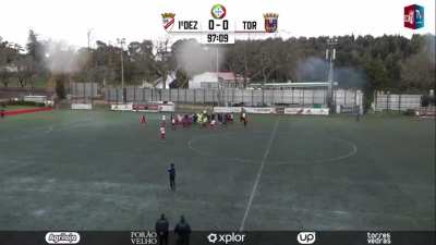 Everybody Hurts no Campeonato de Portugal | 1&ordm;Dezembro x Torreense