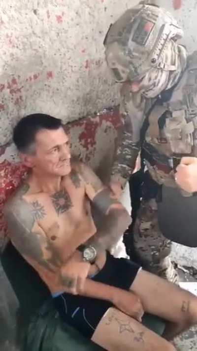 [3FEB23]Ukrainian POW shown off by Russian captors