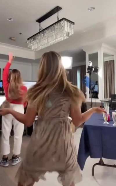 Addison rae twerk