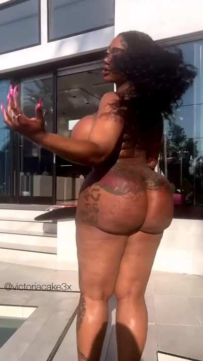 The ultimate bimbo