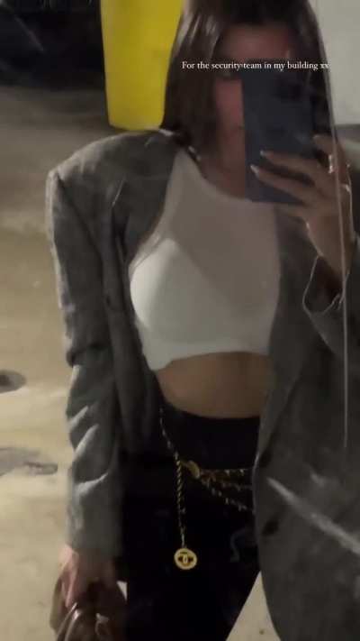 Bella