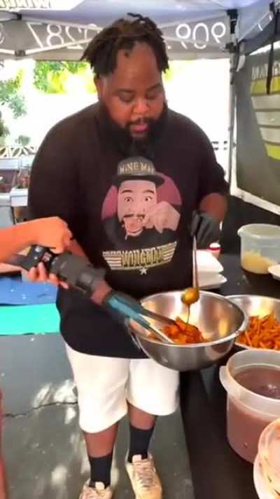 Creating a free commercial for a Wings shop