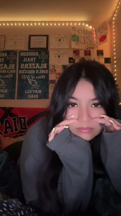 nnayelidiazz