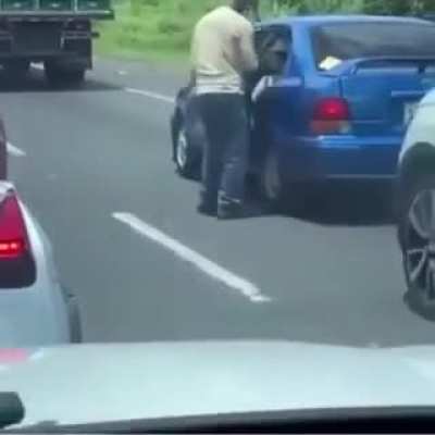Si salgo en el v&iacute;deo del viejas se cancela el suicidio
