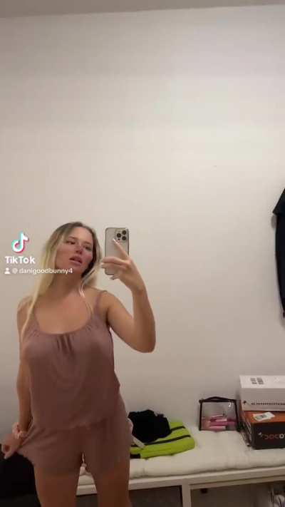 @greatmoongirl