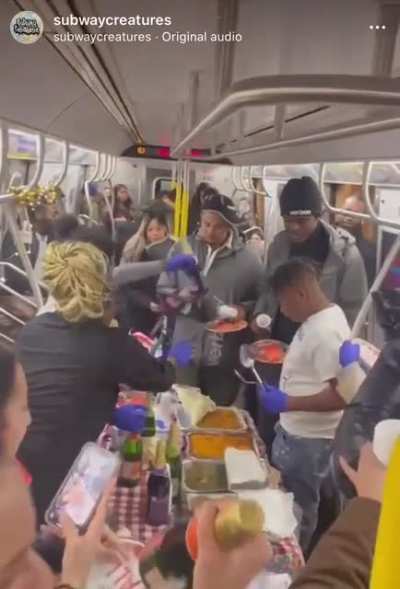 L train thanksgiving meal