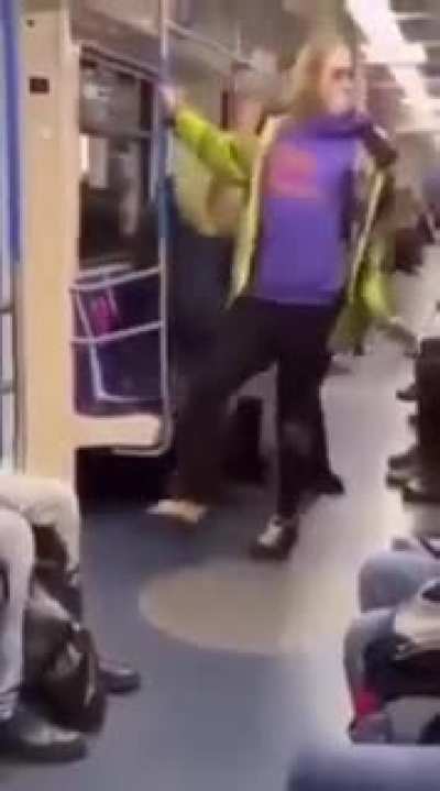 Subway Groovin