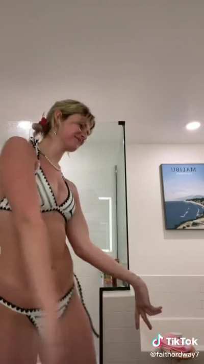 Bikini TikTok