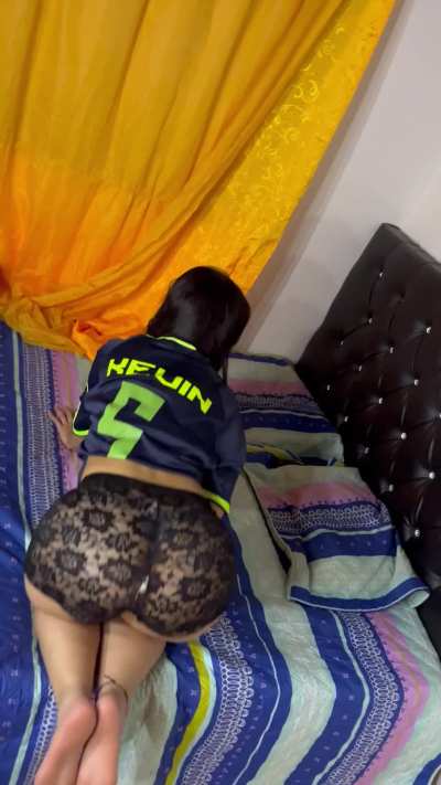 My ass is so soft that you can use it as pillows